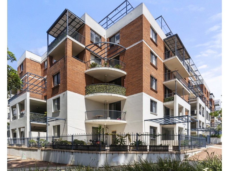 4/2-4 Central Road, Miranda NSW 2228