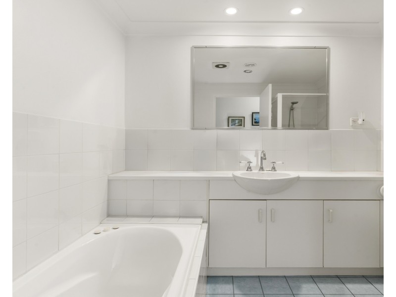 4/2-4 Central Road, Miranda NSW 2228