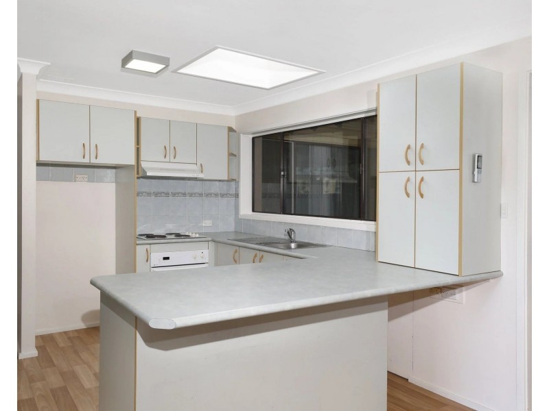 27 Waratah Road, Engadine NSW 2233