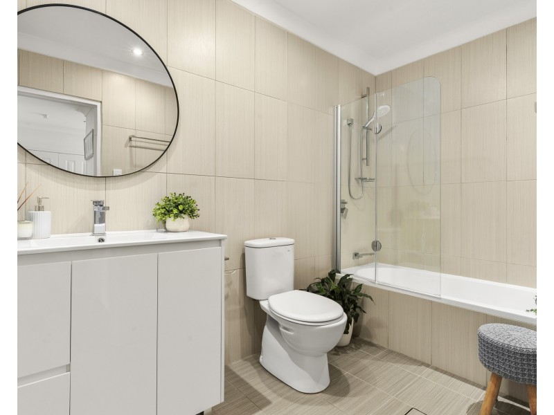 15/92-96 Allison Crescent, Menai NSW 2234