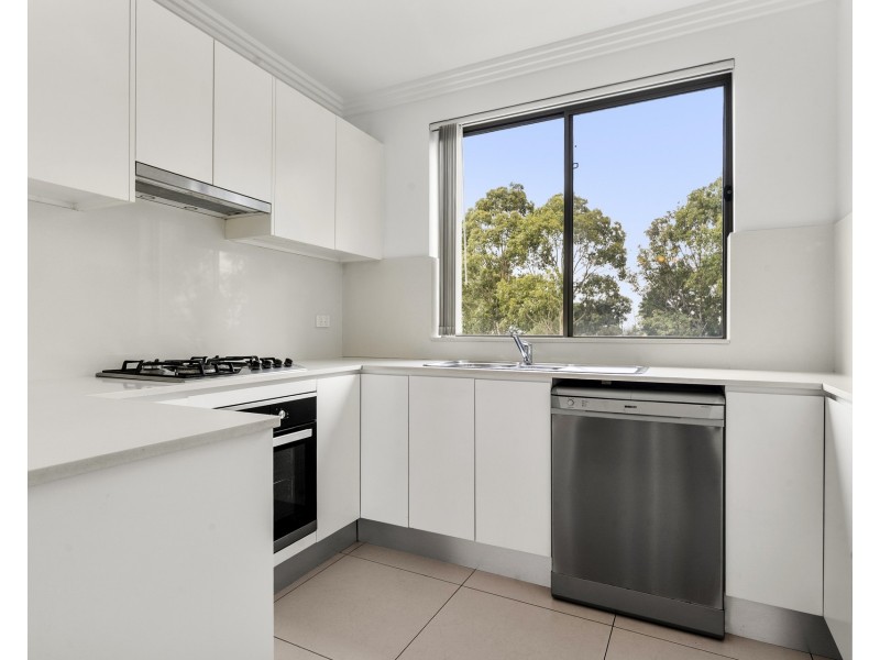 12/96-98 Nuwarra Road, Moorebank NSW 2170