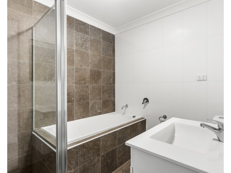 12/96-98 Nuwarra Road, Moorebank NSW 2170