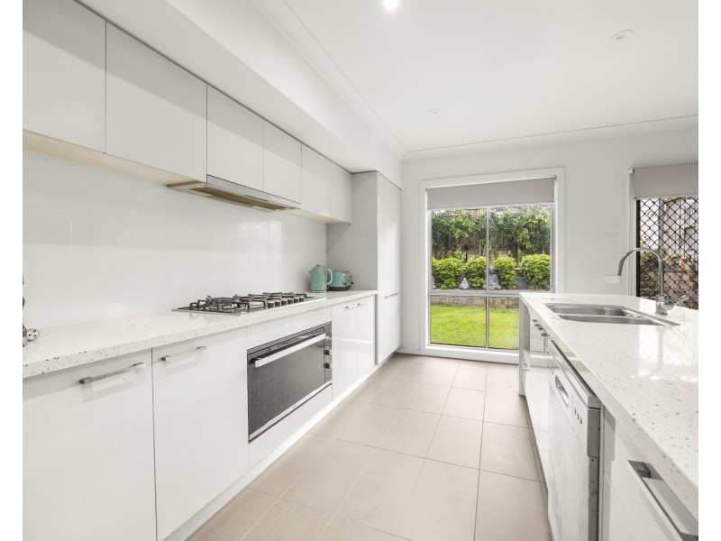 26 Hennessey Avenue, Moorebank NSW 2170