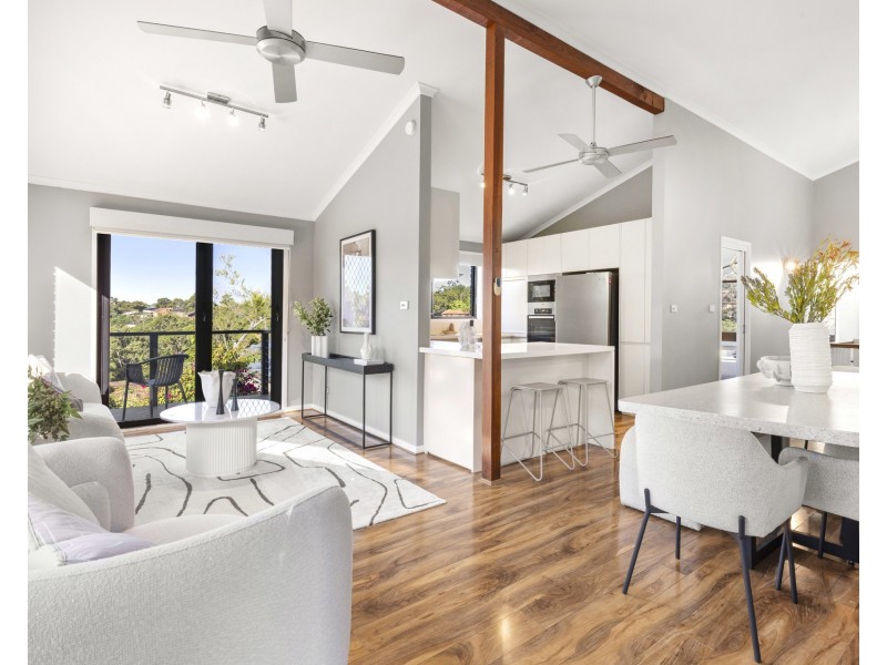 6 Shand Close, Illawong NSW 2234