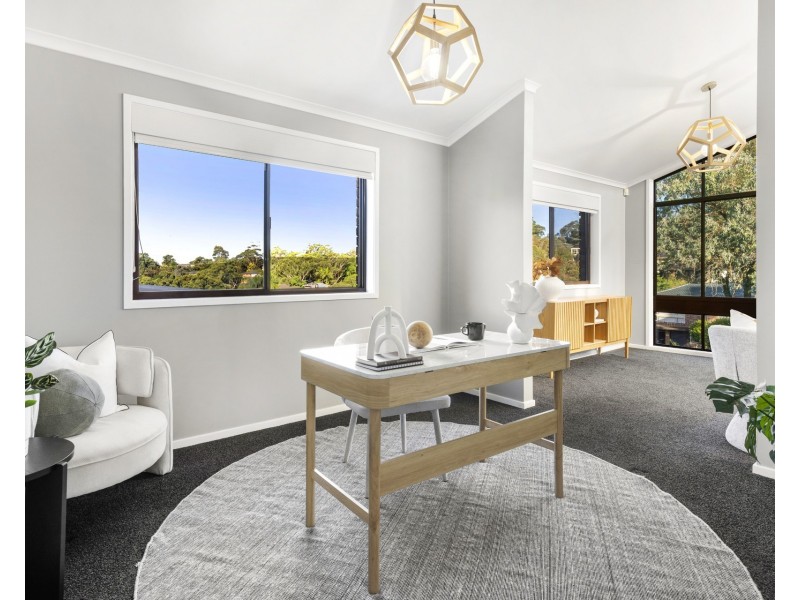 6 Shand Close, Illawong NSW 2234