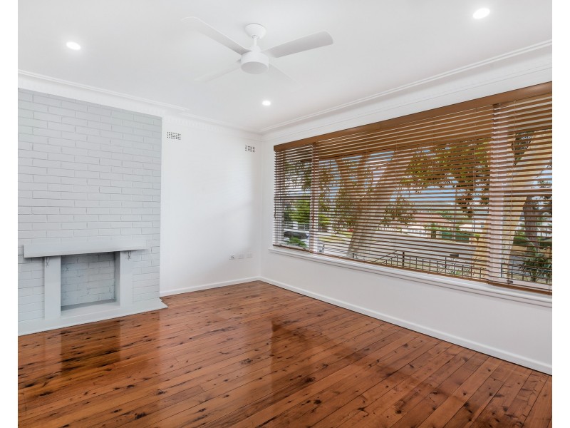 83 Parthenia Street, Dolans Bay NSW 2229