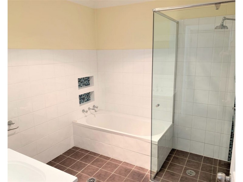 3/110 Auburn Street, Kirrawee NSW 2232