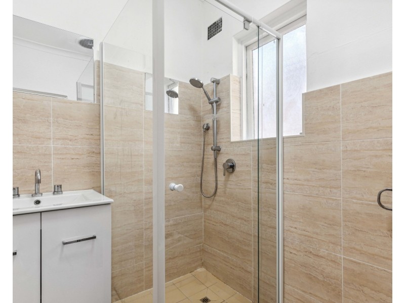 8/24 Ocean Street, Cronulla NSW 2230