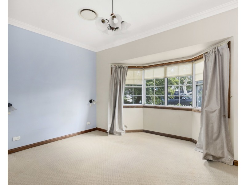 162 Bath Road, Kirrawee NSW 2232