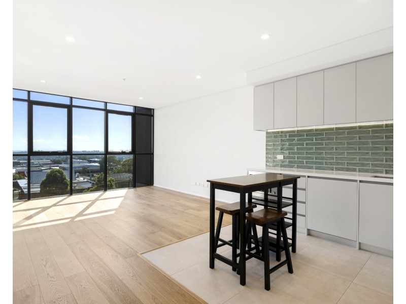 303/1 Village Place, Kirrawee NSW 2232