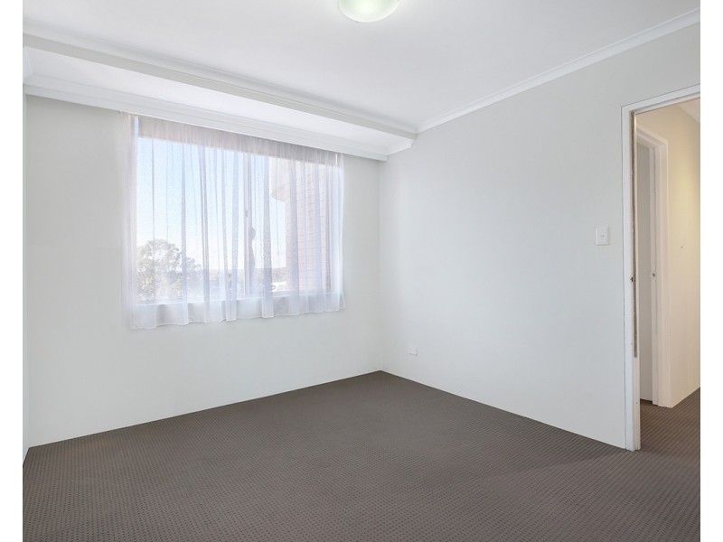 37/1 Gray Street, Sutherland NSW 2232