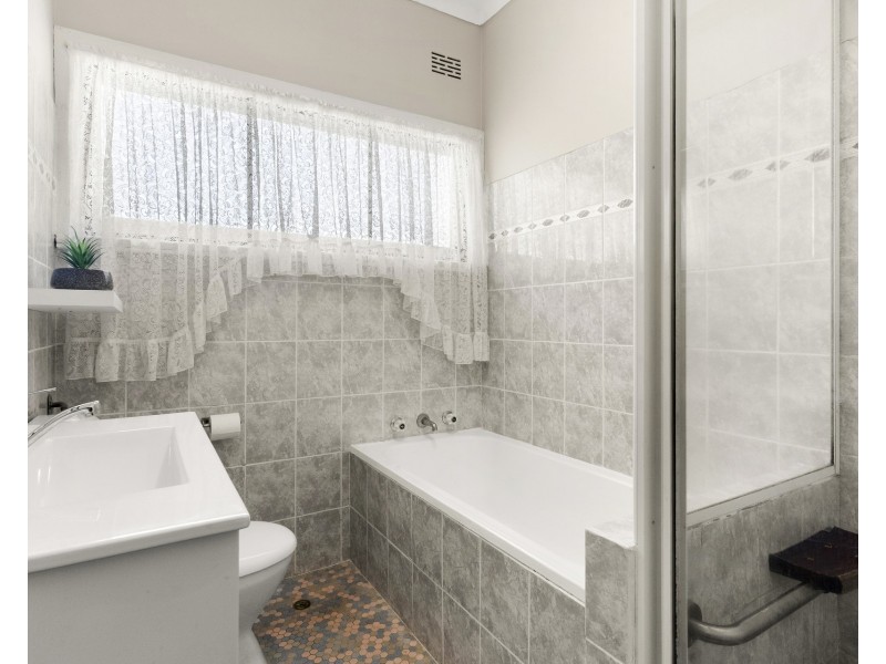 60 Magnolia Street, Kirrawee NSW 2232