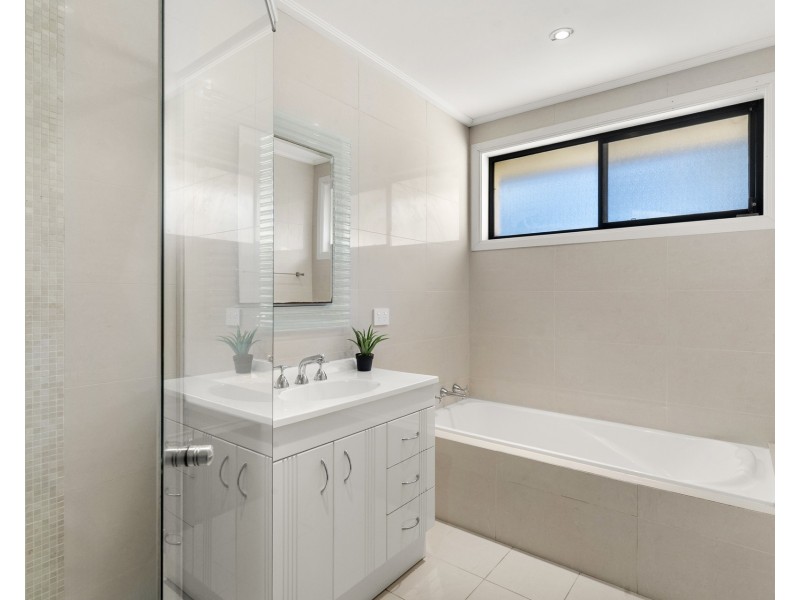 5 Dapto Place, Bangor NSW 2234