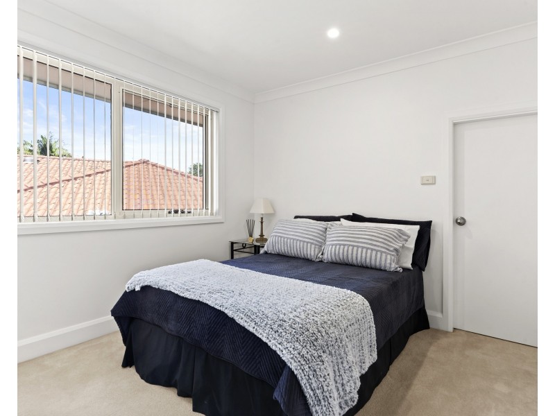 2/51 Shoalhaven Road, Sylvania Waters NSW 2224