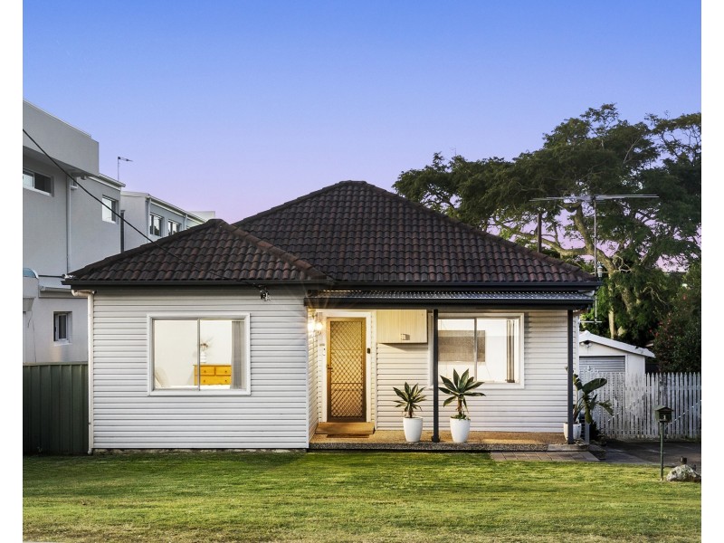 9 Blackwood Street, Miranda NSW 2228