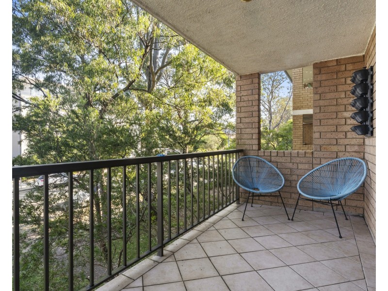 64/131-139 Oak Road, Kirrawee NSW 2232