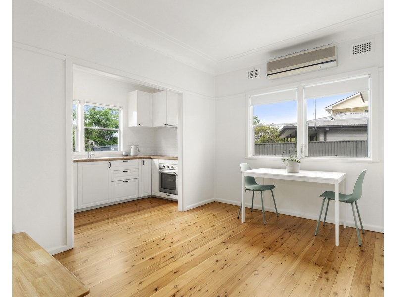 1 Deakin Place, Kirrawee NSW 2232