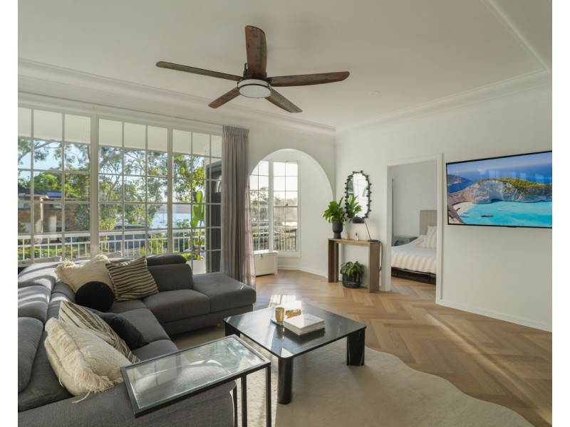 9 Waterview Avenue, Caringbah South NSW 2229