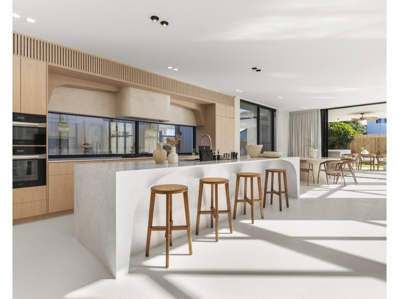 19 Seaview Street, Cronulla NSW 2230