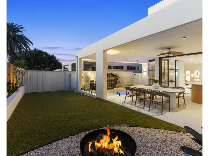 19 Seaview Street, Cronulla NSW 2230