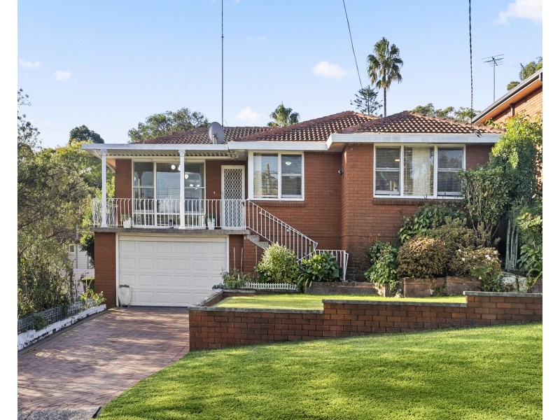 5 Pollard Place, Kirrawee NSW 2232