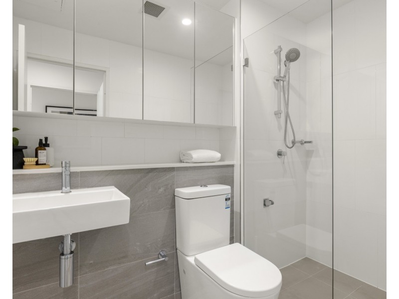 D301/42 Pinnacle Street, Miranda NSW 2228