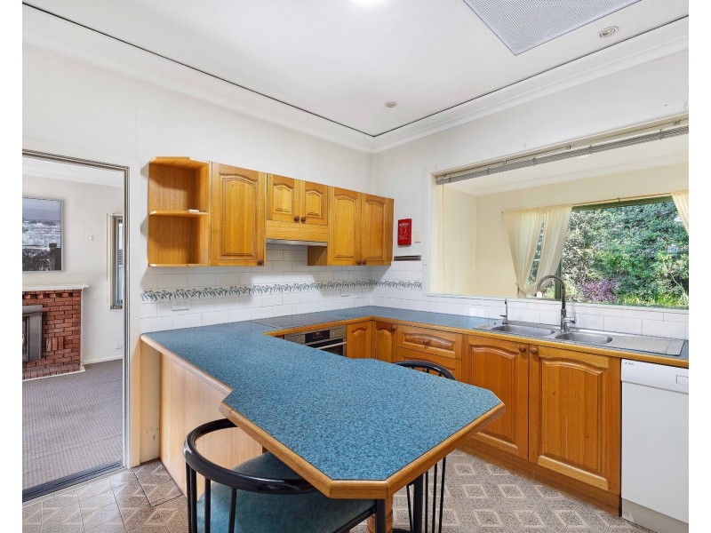 32 Wollun Street, Como NSW 2226