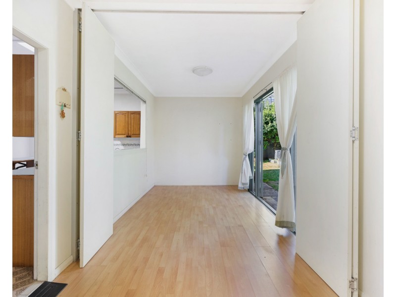 32 Wollun Street, Como NSW 2226