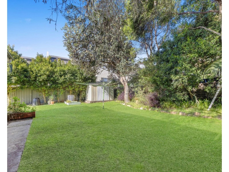 32 Wollun Street, Como NSW 2226