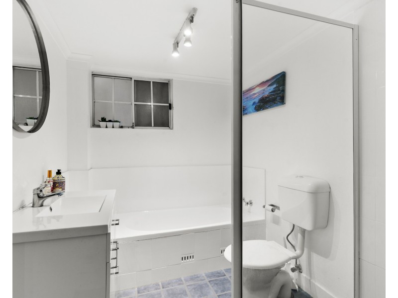 1/23-25 Robertson Street, Sutherland NSW 2232