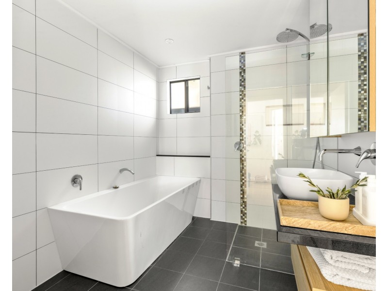 98 Prince Edward Park Road, Woronora NSW 2232