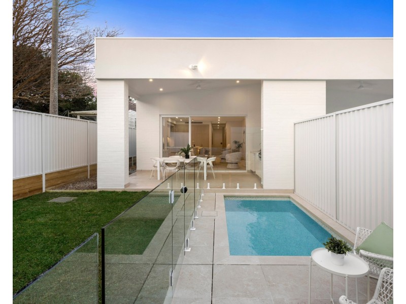 17a Kirrawee Avenue, Kirrawee NSW 2232