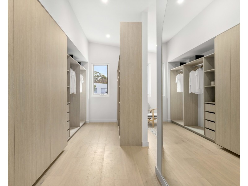 17a Kirrawee Avenue, Kirrawee NSW 2232