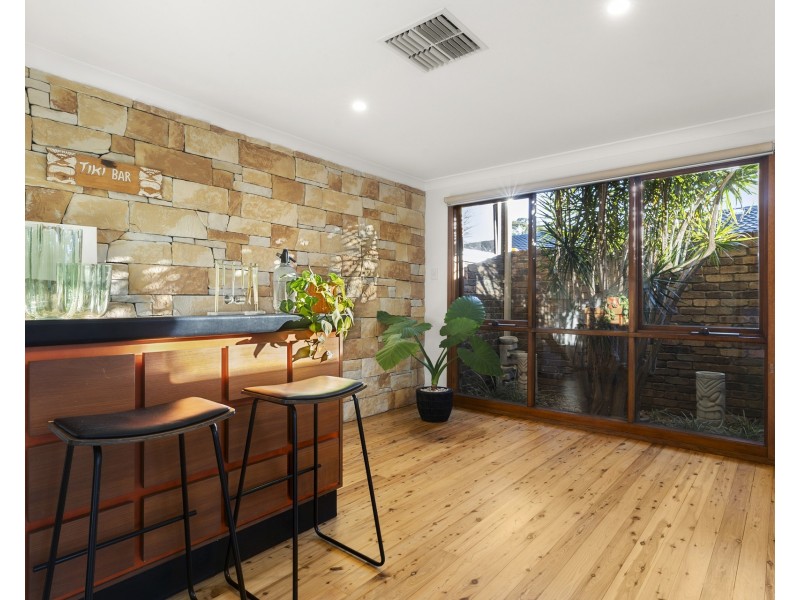 47 Bignell Street, Illawong NSW 2234