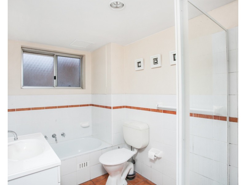 2/102 Linden Street, Sutherland NSW 2232