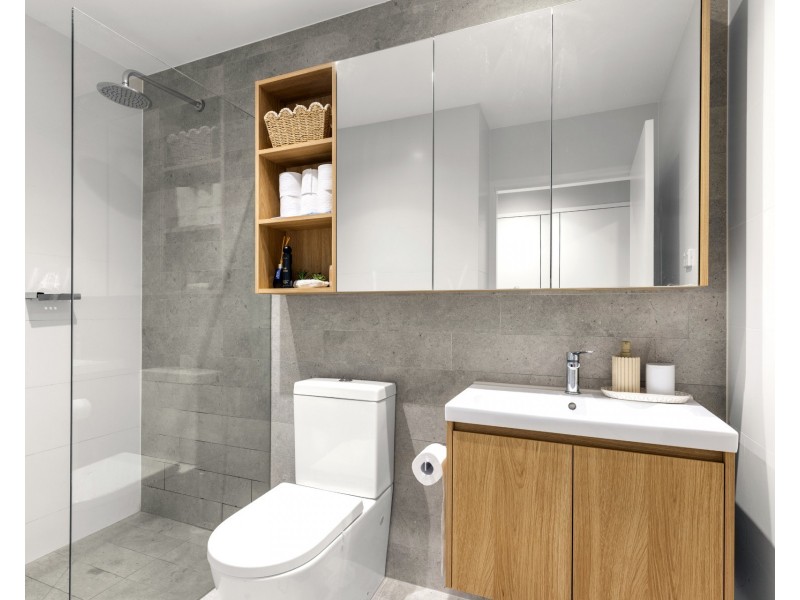 203/35 The Grand Parade, Sutherland NSW 2232