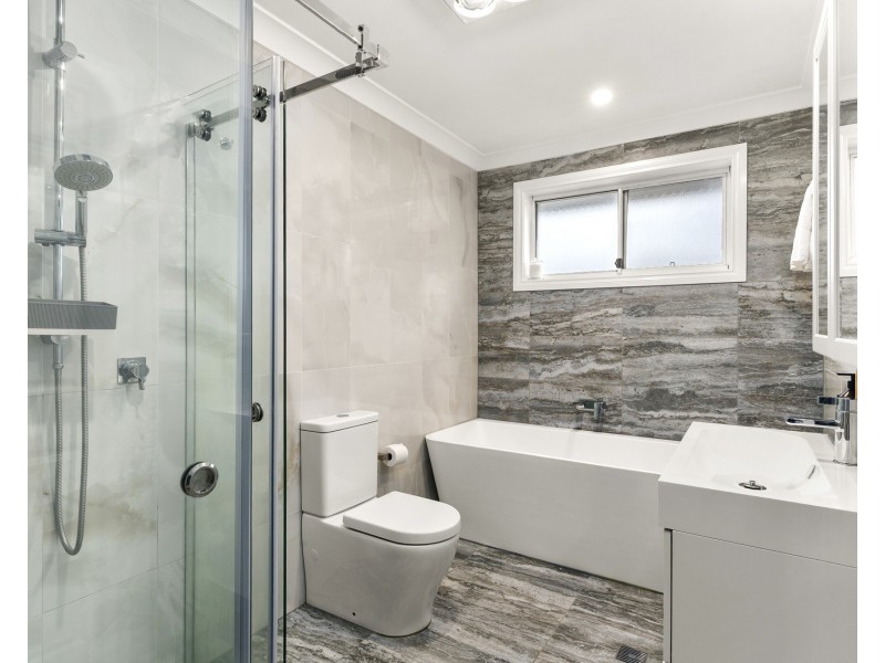 2b Fauna Place, Kirrawee NSW 2232