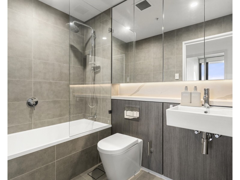 615/10 Village Place, Kirrawee NSW 2232