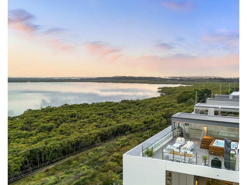 702/3 Dune Walk, Woolooware NSW 2230