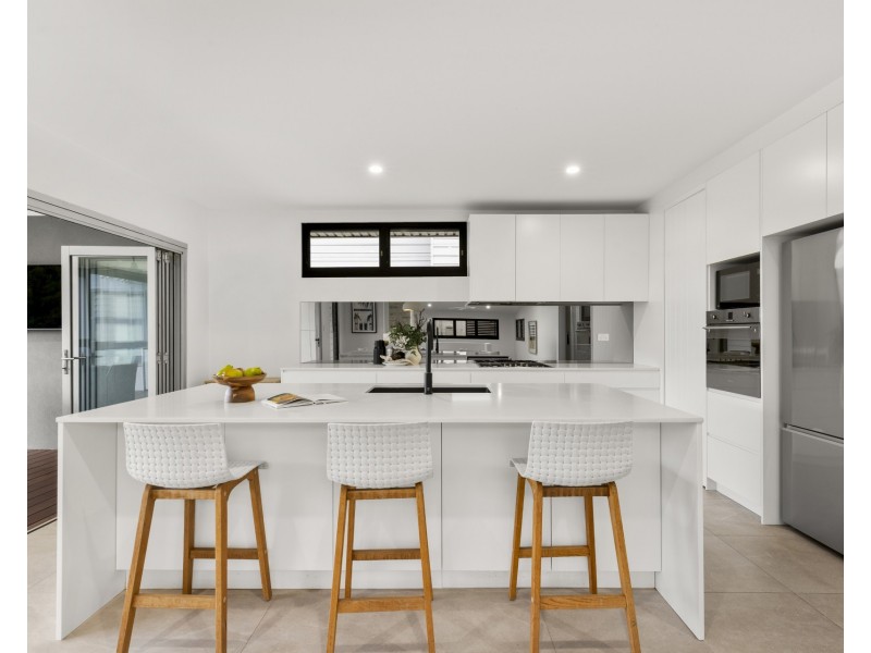 14 Pines Parade, Gymea NSW 2227