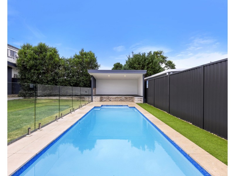 14 Pines Parade, Gymea NSW 2227