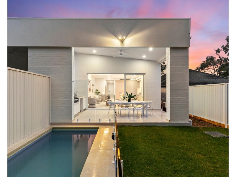 17b Kirrawee Avenue, Kirrawee NSW 2232