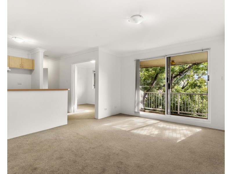 27/54 Glencoe Street, Sutherland NSW 2232