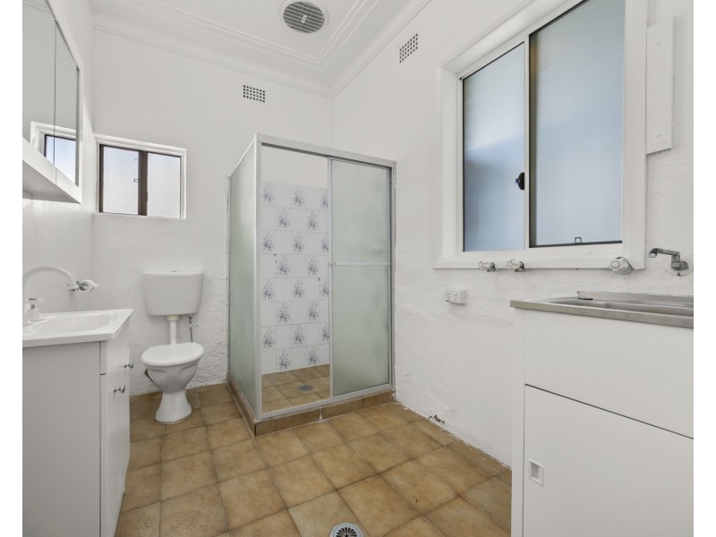 Flat1/275 Willarong Road, Caringbah South NSW 2229