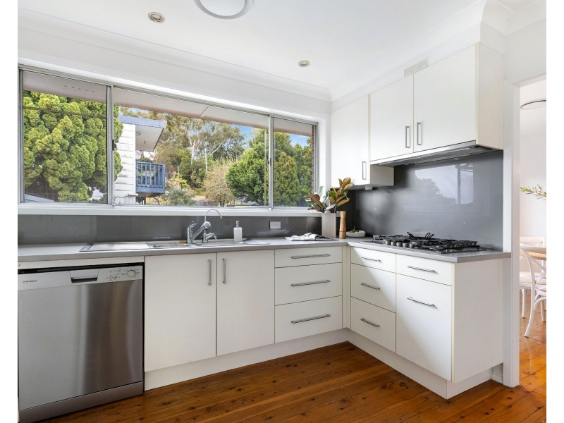 18 Glencoe Street, Sutherland NSW 2232