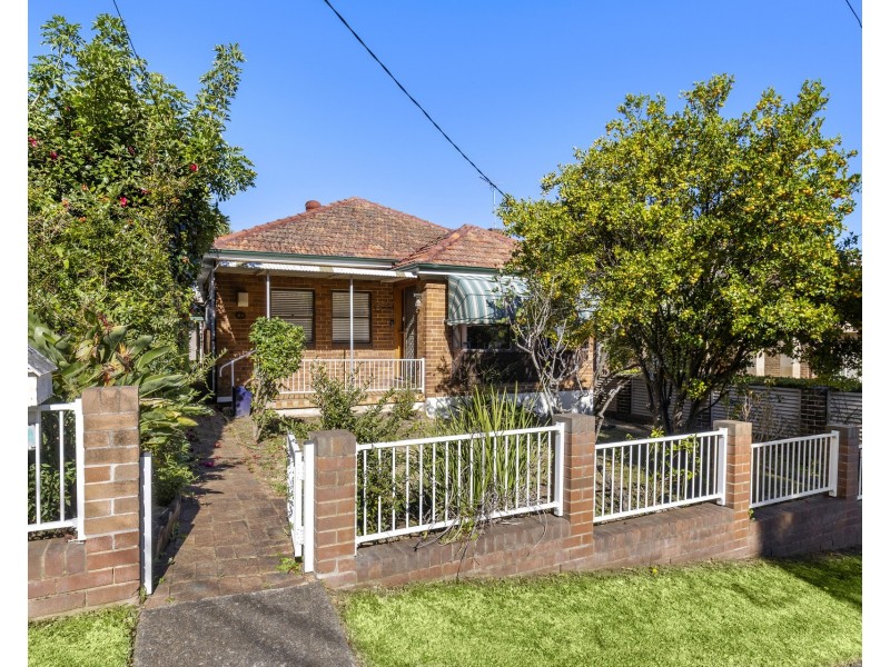 2A Gallipoli Street, Hurstville NSW 2220