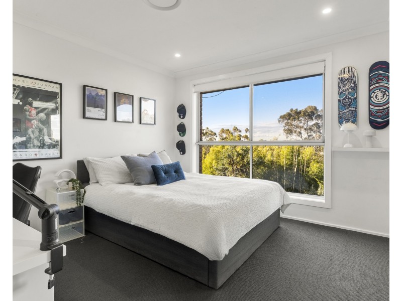 33 Bradman Road, Menai NSW 2234