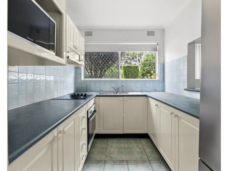 4/1a Koorooma Place, Sylvania NSW 2224
