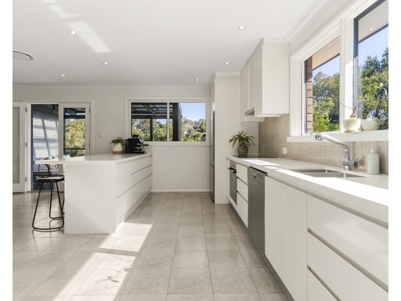 18 Avenel Road, Gymea Bay NSW 2227