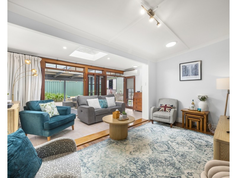 1 Taren Road, Caringbah NSW 2229